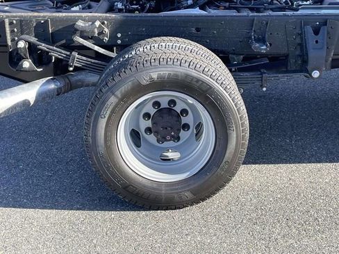 New 2026 Chevrolet Silverado 3500 LT w/ Convenience Package image 9