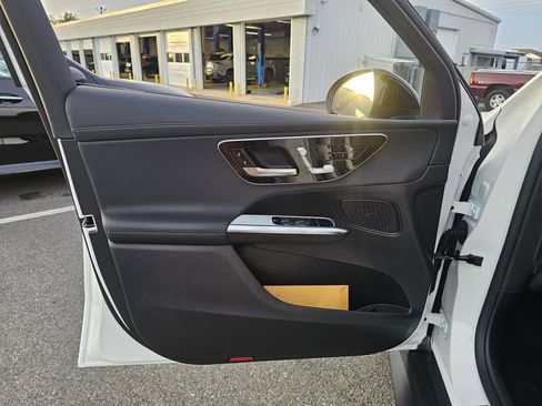 New 2026 Mercedes-Benz GLC 300 image 11