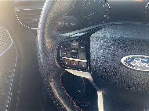 Certified 2022 Ford Explorer ST-Line w/ Class IV Trailer Tow Package image 18