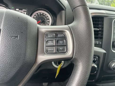 Used 2023 RAM 1500 Classic SLT RWD image 17