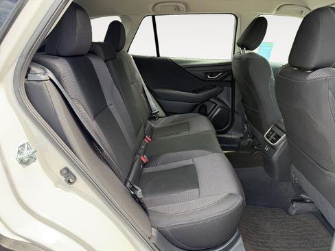 Used 2024 Subaru Outback Premium image 18