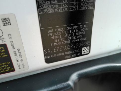 Used 2023 Land Rover Defender 110 SE AWD/4WD image 56
