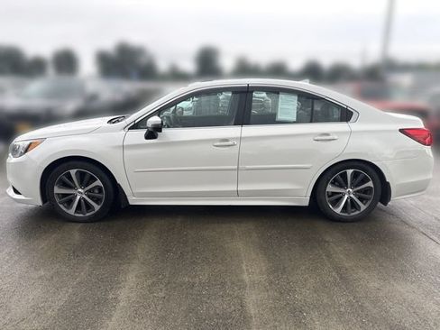 Used 2016 Subaru Legacy 2.5i Limited AWD/4WD image 5
