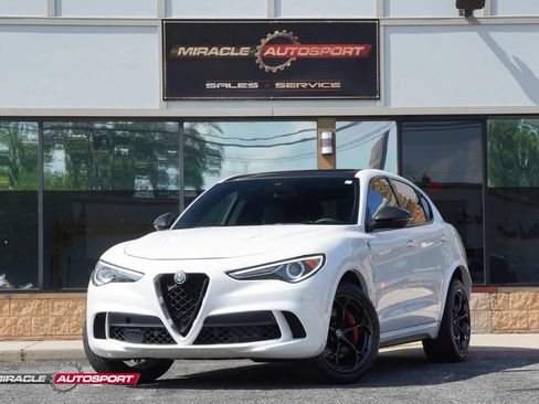Used 2019 Alfa Romeo Stelvio Quadrifoglio w/ Driver Assist Dynamic Package AWD/4WD image 1