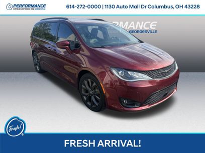 Used 2019 Chrysler Pacifica Touring-L Plus w/ Advanced Safetytec Group