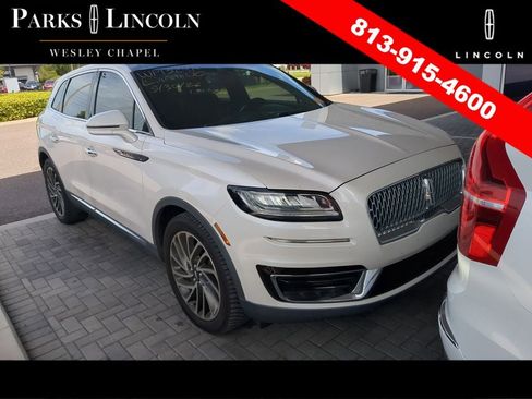 Used 2019 Lincoln Nautilus Reserve w/ Cargo Utility Package FWD image 2