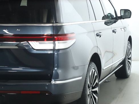 Used 2024 Lincoln Navigator Reserve AWD/4WD image 46