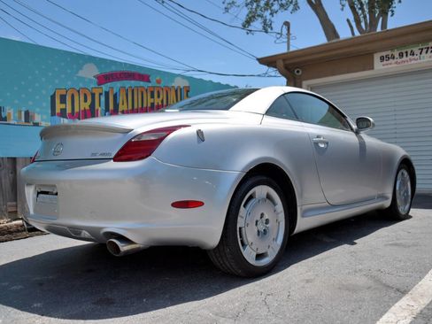 Used 2006 Lexus SC 430 Convertible image 30