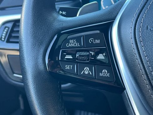 Used 2023 BMW 530e image 31