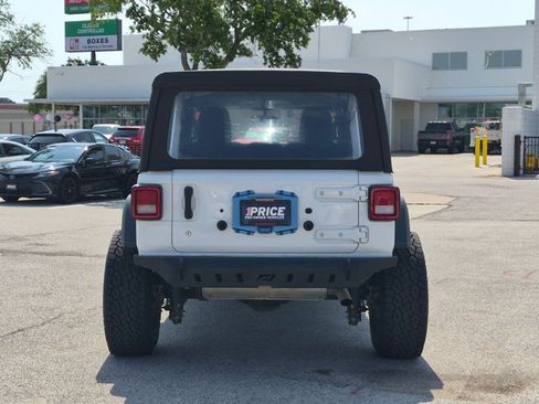 Used 2018 Jeep Wrangler Unlimited Sport AWD/4WD image 7