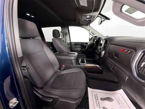 Used 2020 Chevrolet Silverado 2500 LT w/ True North Edition image 32