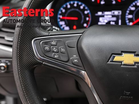 Used 2023 Chevrolet Malibu LT FWD image 15