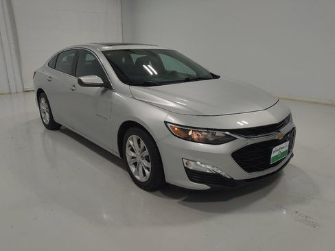 Used 2021 Chevrolet Malibu LT FWD image 13