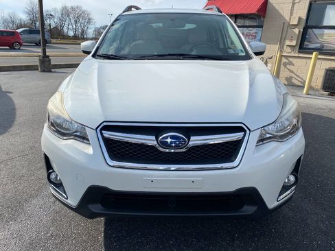 Used 2017 Subaru Crosstrek 2.0i Premium w/ Moonroof Package image 8