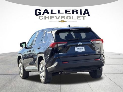 Used 2023 Toyota RAV4 LE image 5