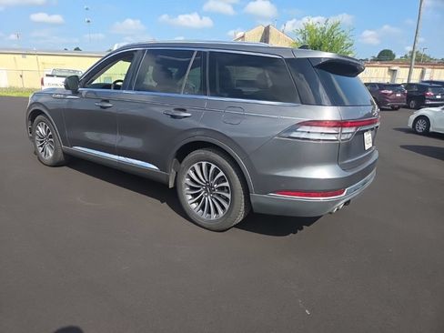 Used 2021 Lincoln Aviator Reserve w/ Equipment Group 201A RWD image 10