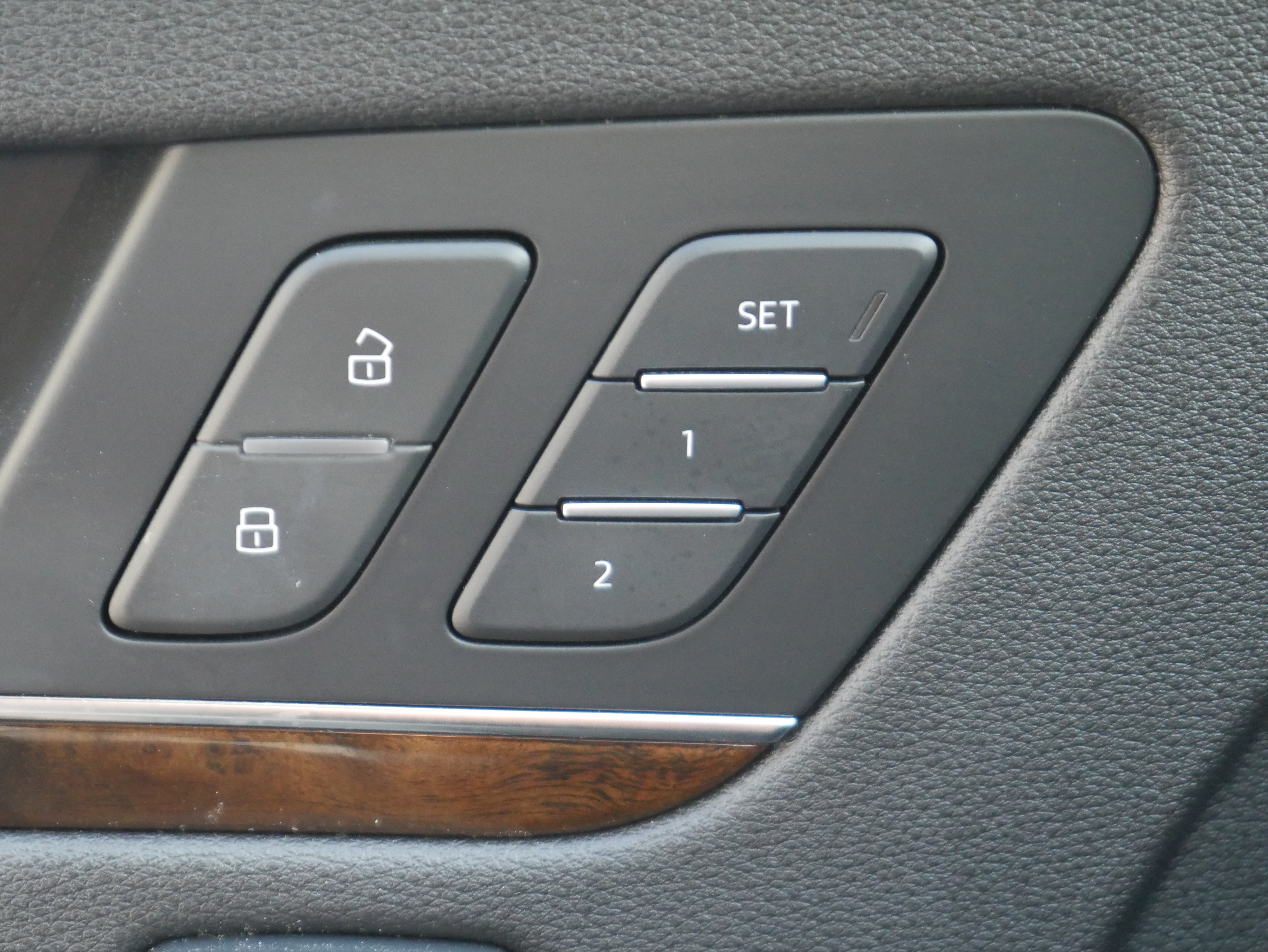 Used 2019 Audi Q5 2.0T Premium w/ Convenience Package AWD/4WD image 28