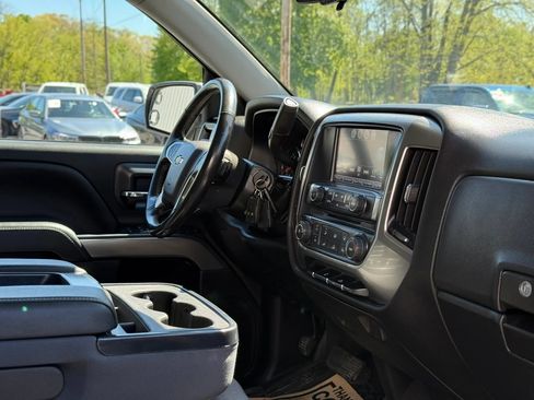 Used 2019 Chevrolet Silverado 1500 LT AWD/4WD image 44