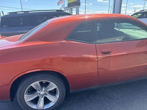 Used 2021 Dodge Challenger SXT RWD image 7