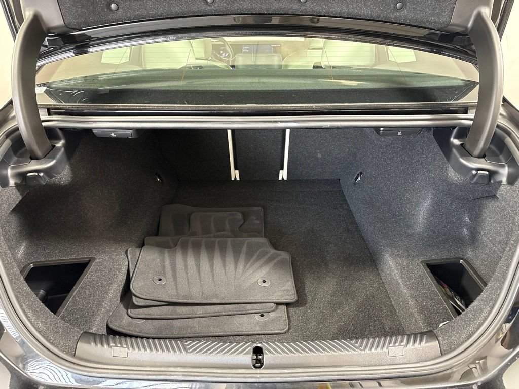 Certified 2026 BMW 530i RWD image 32