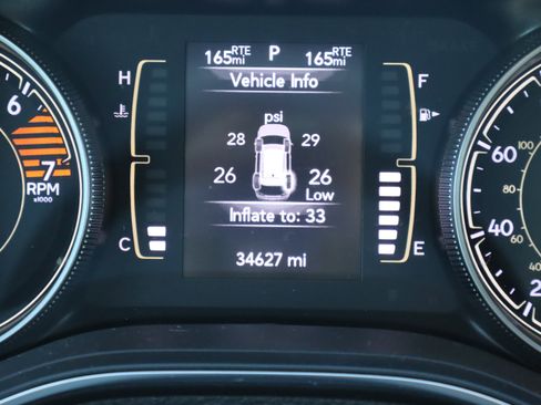 Used 2020 Jeep Cherokee Latitude Plus image 24