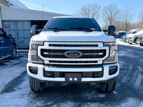 Used 2021 Ford F250 Lariat image 2