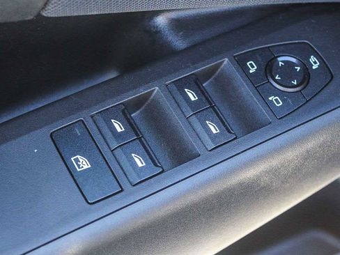 Used 2025 BMW X3 xDrive30i w/ Convenience Package image 19