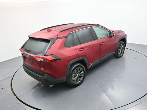 Used 2023 Toyota RAV4 XLE Premium image 24