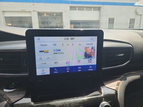 Used 2021 Ford Explorer Limited AWD/4WD image 24