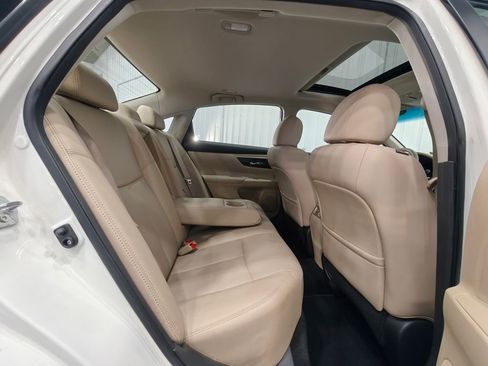 Used 2015 Nissan Altima 2.5 SL w/ Technology Package FWD image 22