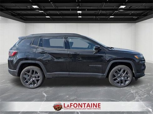 New 2026 Jeep Compass Limited image 6