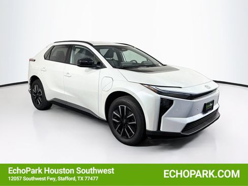 Used 2026 Toyota bZ FWD image 1