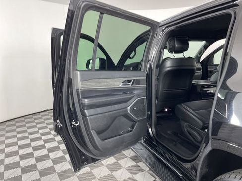 Used 2024 Jeep Wagoneer Series II w/ Flexible Seating Group RWD image 38