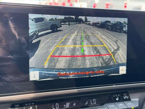 Used 2025 Toyota Camry XLE FWD image 20
