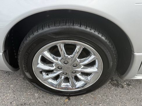 Used 2002 Chrysler Concorde Limited image 28