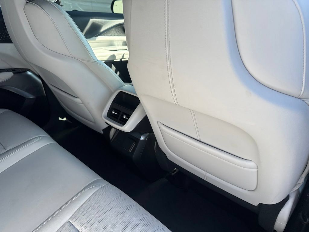 Used 2023 Cadillac Lyriq 2WD image 38