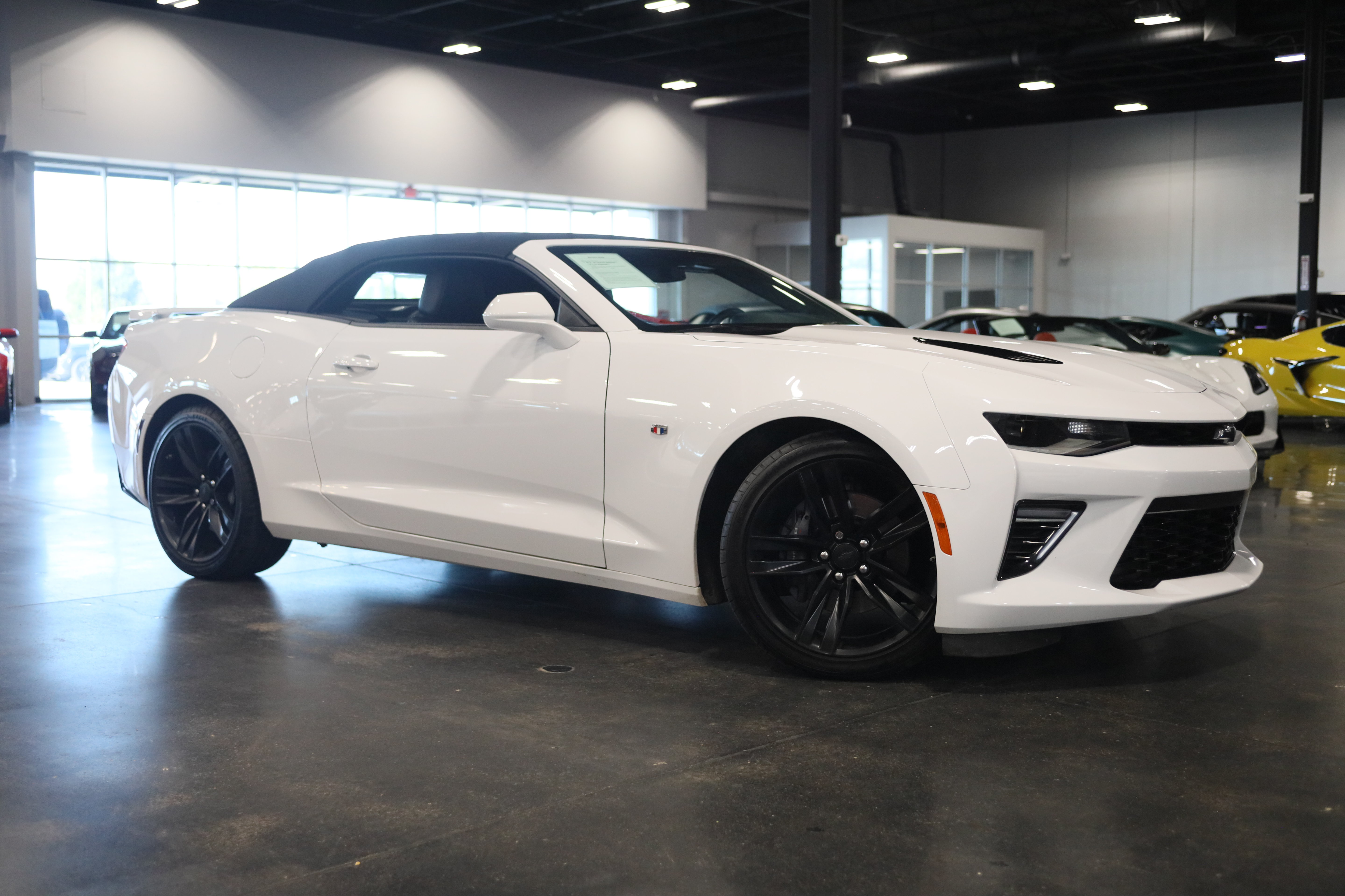 Used 2017 Chevrolet Camaro SS RWD image 2