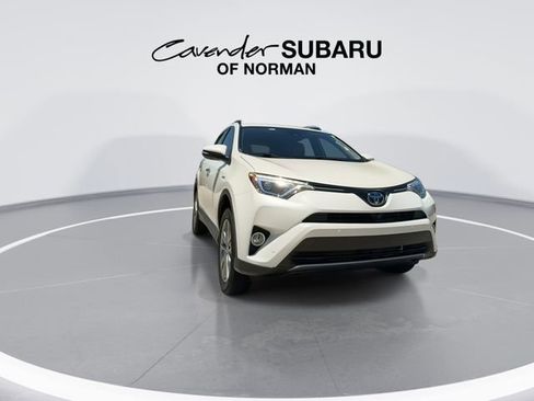 Used 2018 Toyota RAV4 Limited w/ Advanced Technology Package AWD/4WD image 3