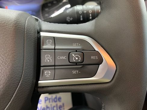 Used 2025 Jeep Compass Limited AWD/4WD image 21