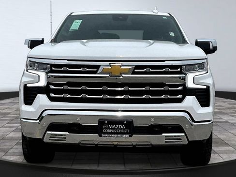 Used 2025 Chevrolet Silverado 1500 LTZ AWD/4WD image 3