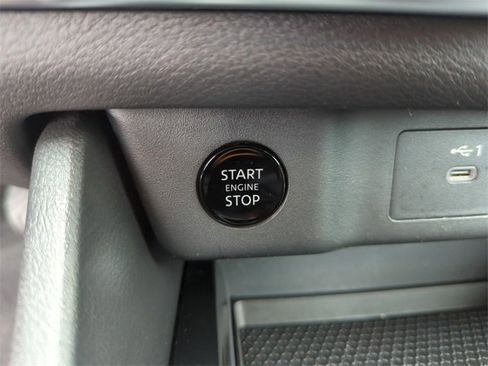 Certified 2024 Nissan Rogue S image 38