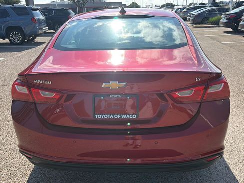 Used 2025 Chevrolet Malibu LT FWD image 4