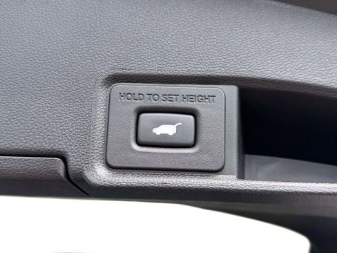 Used 2023 Acura RDX A-Spec image 9