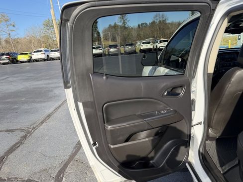 Used 2021 GMC Canyon AT4 w/ Trailering Package image 19