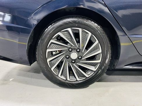 Used 2022 Hyundai Sonata Limited w/ Cargo Package image 13