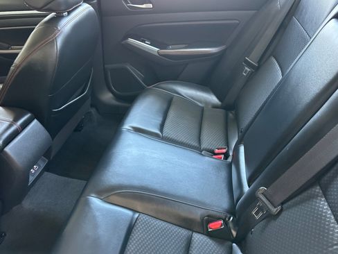Used 2024 Nissan Altima 2.5 SR FWD image 26