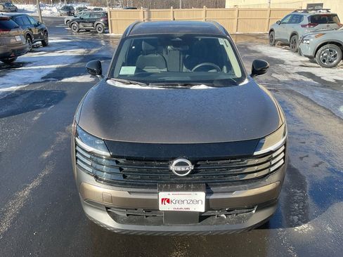 New 2026 Nissan Kicks SV w/ SV Premium Package image 2