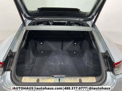 Used 2022 Porsche Panamera 4S w/ Premium Package image 42