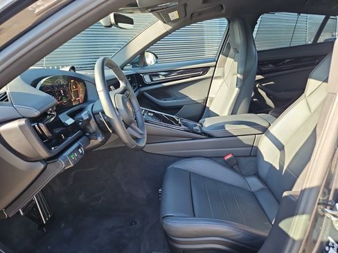 Certified 2026 Porsche Panamera 4 AWD/4WD image 5