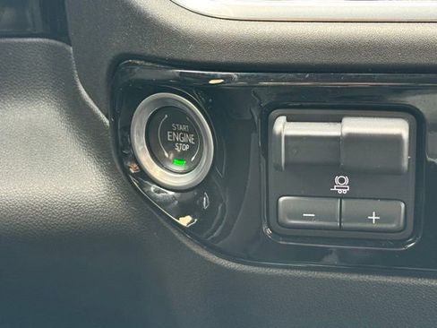 Certified 2022 Chevrolet Silverado 1500 LT image 12